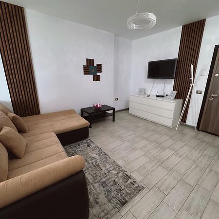 Desiree Beach Apartment ナボダリ エクステリア 写真