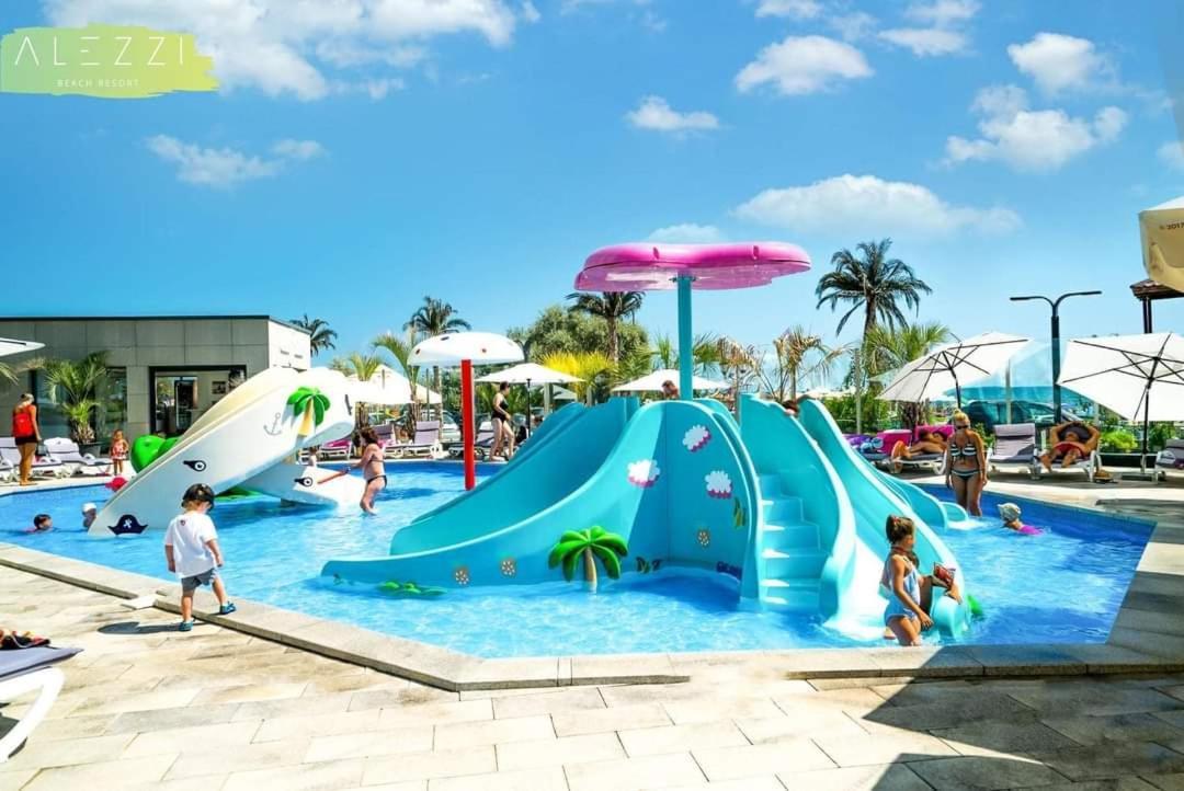 Desiree Beach Apartment ナボダリ エクステリア 写真