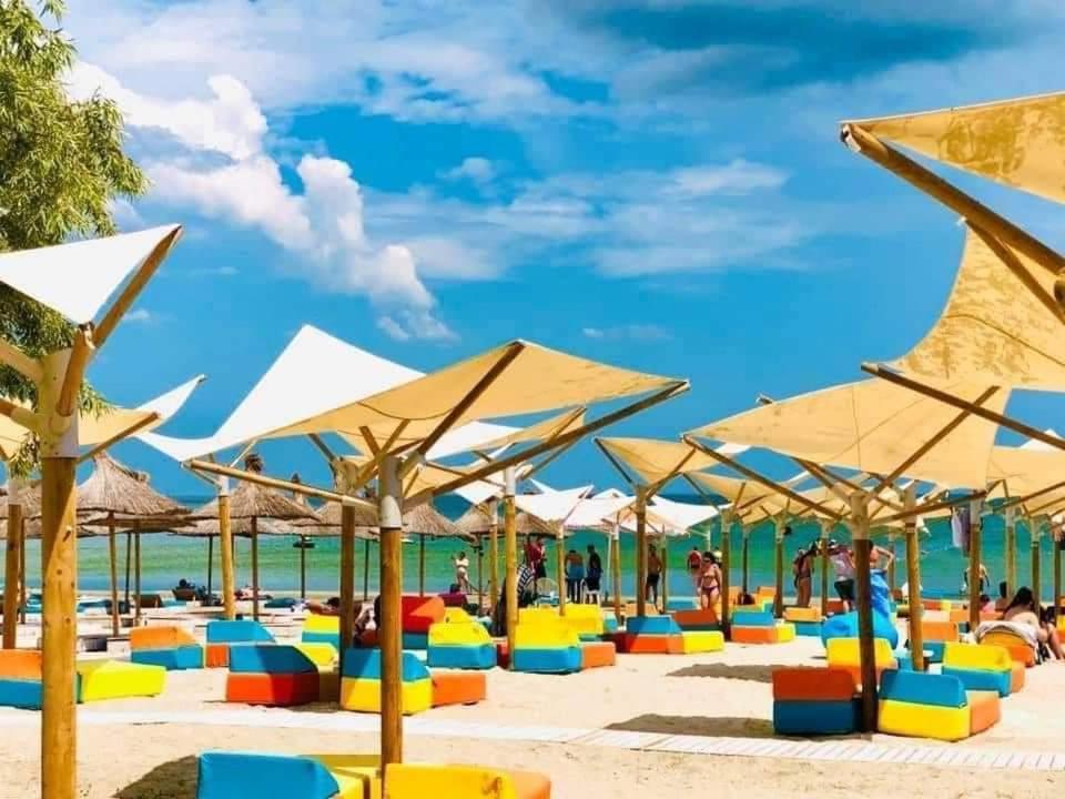 Desiree Beach Apartment ナボダリ エクステリア 写真