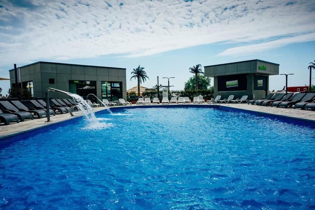 Desiree Beach Apartment ナボダリ エクステリア 写真